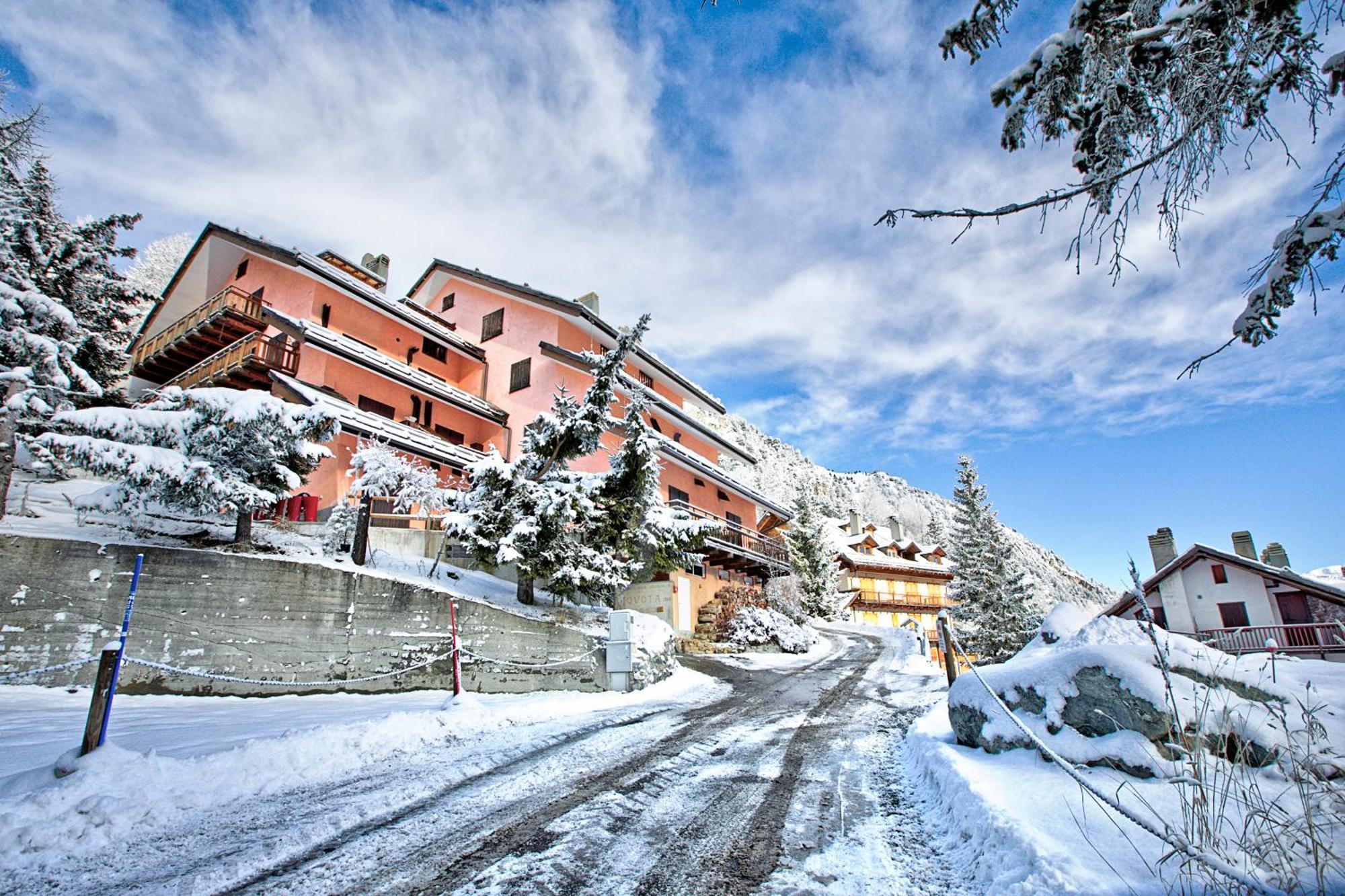 Appartamento La Marmotta Mountain Retreat - Happy Rentals Claviere Exterior foto