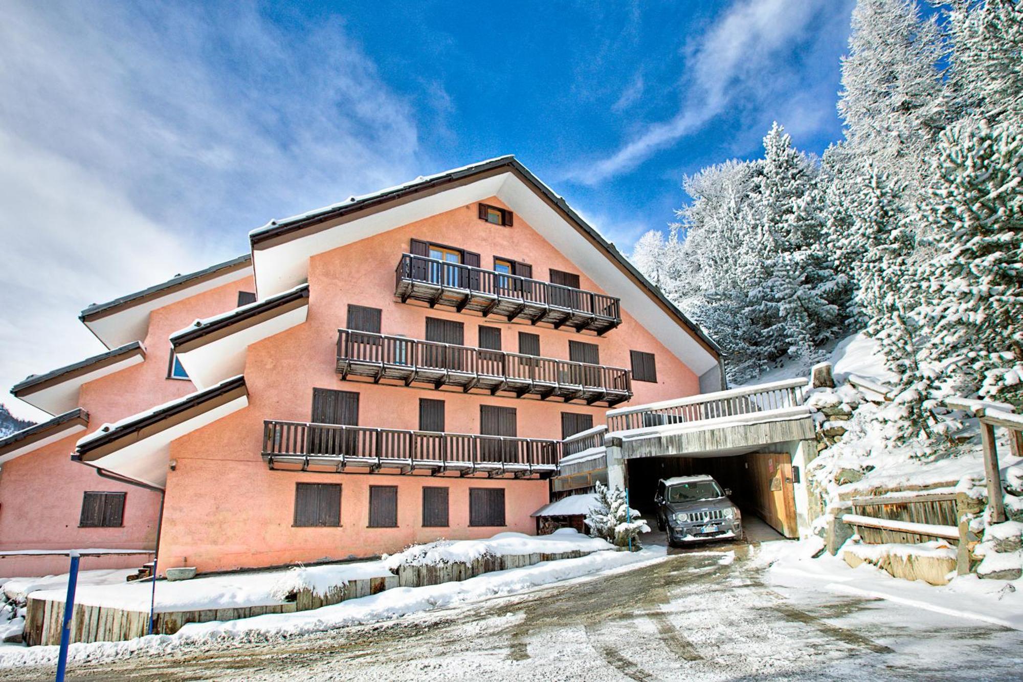 Appartamento La Marmotta Mountain Retreat - Happy Rentals Claviere Exterior foto